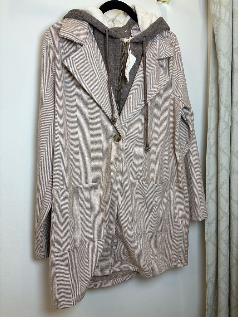 NWT Hem & Thread Hooded Jacket